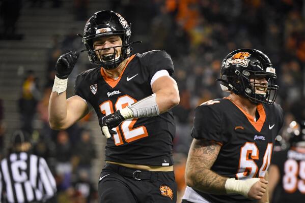 Oregon state beavers football players top